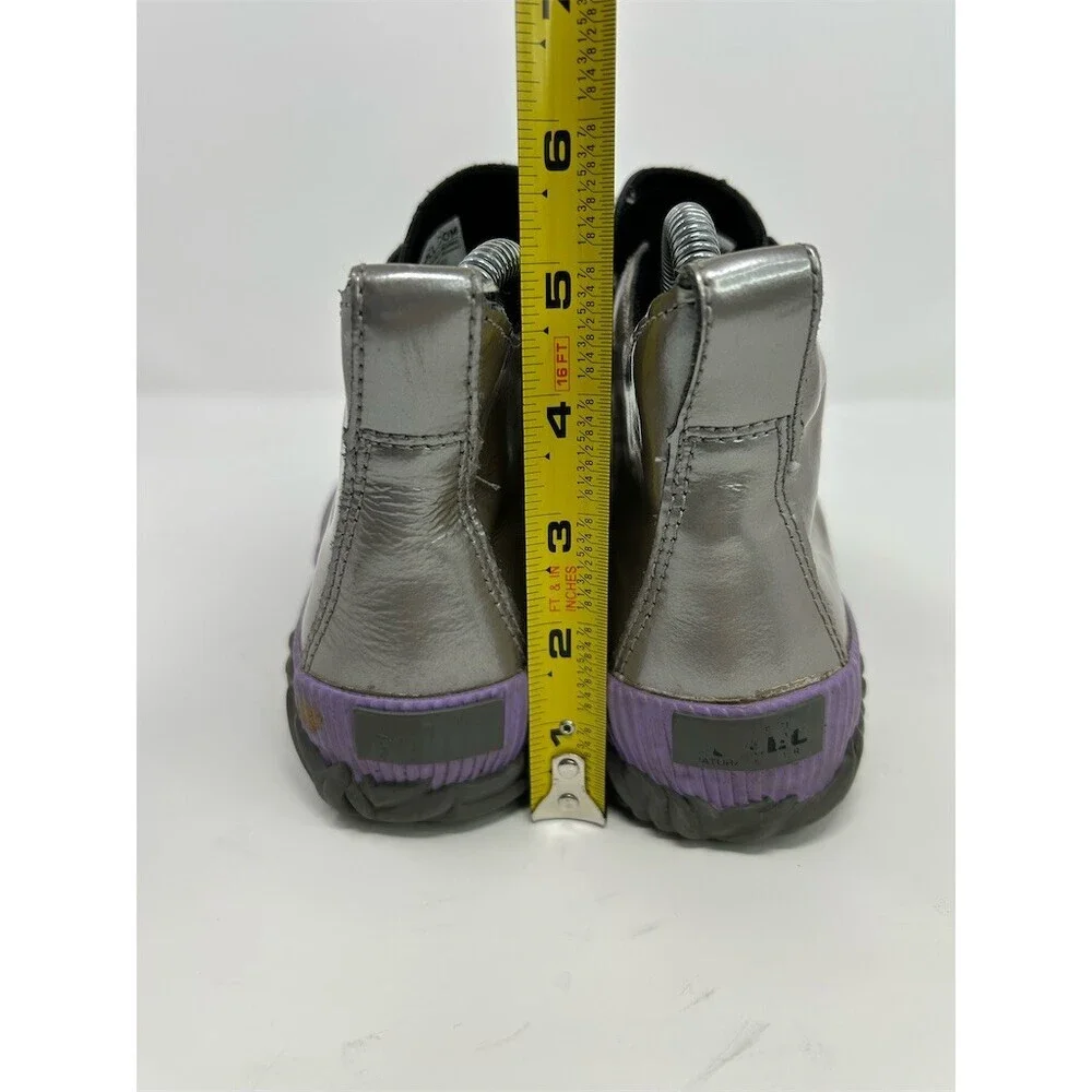 SOREL Out N About Plus Duck Boots Girls Silver Gray Purple Trim Waterproof 4